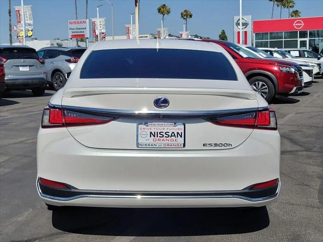 2020 Lexus ES 300h ES 300h
