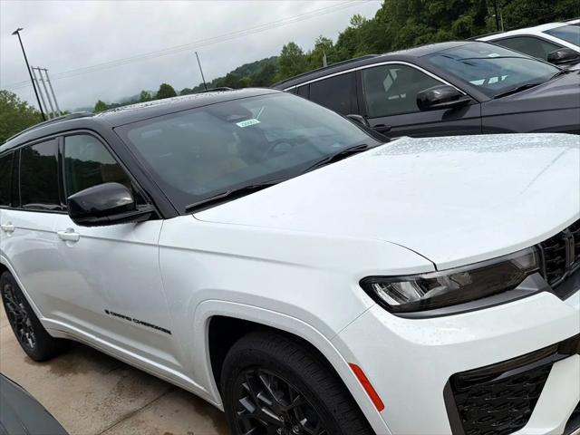2026 Jeep Grand Cherokee L Summit 4x4