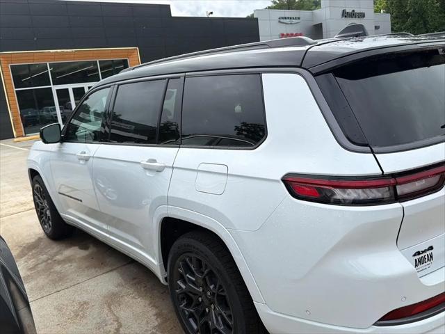2026 Jeep Grand Cherokee L Summit 4x4