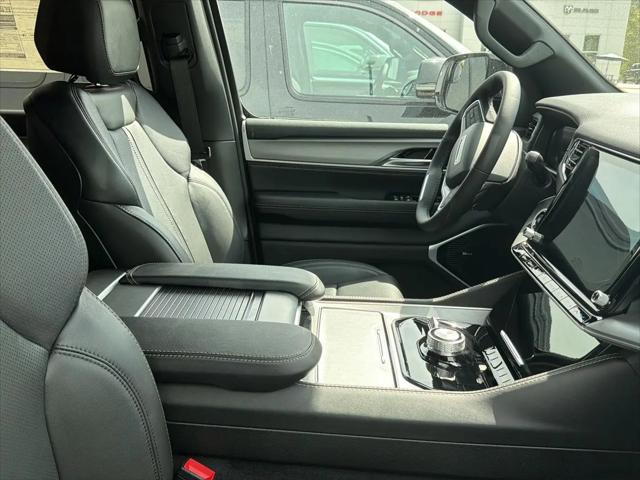 2026 Jeep Grand Wagoneer Limited Altitude 4x4