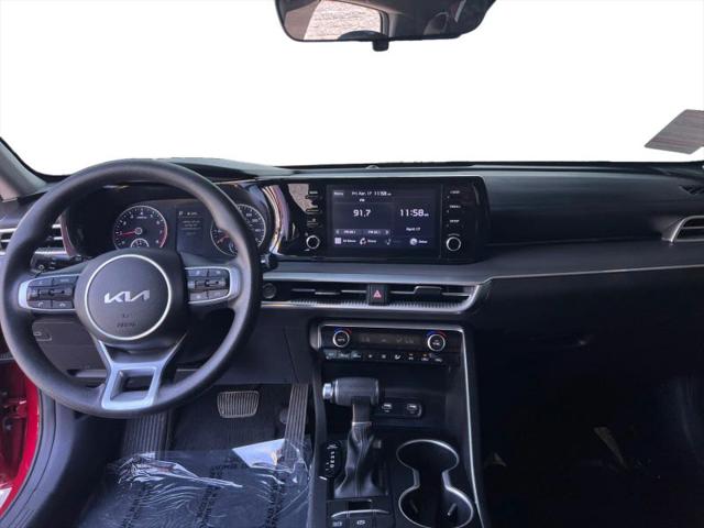2023 Kia K5 LXS
