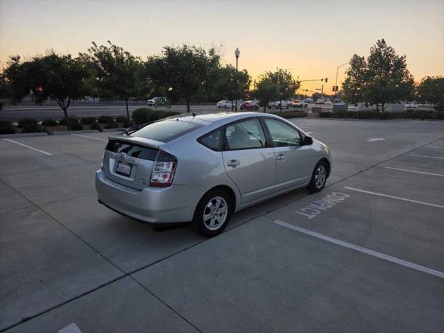 2004 Toyota Prius Base