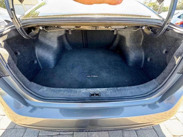 2024 Nissan Altima SV FWD