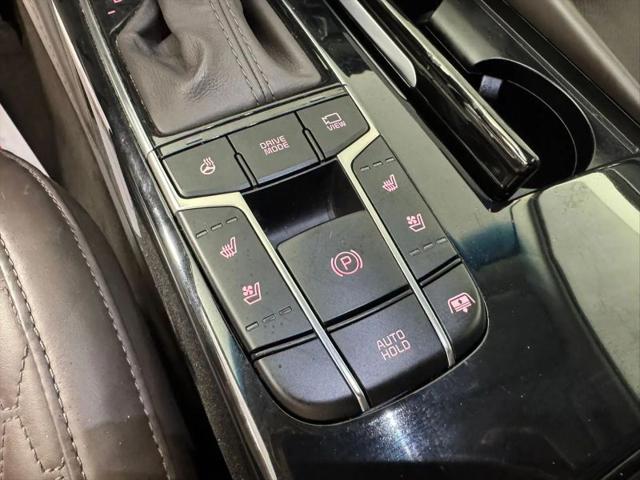 2018 Kia Cadenza Limited