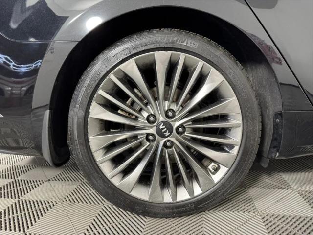 2018 Kia Cadenza Limited
