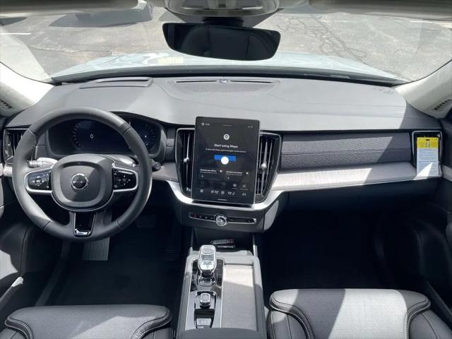 2026 Volvo XC90 Ultra, B6 AWD Gas (mild hybrid), Gasoline, Bright, 7 Seats