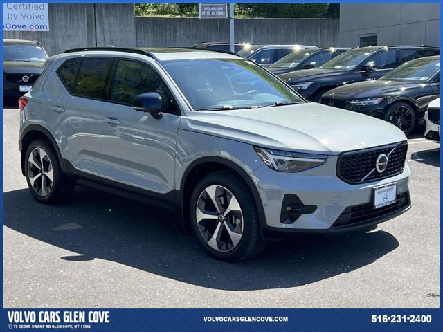 2024 Volvo XC40 B5 Plus Dark Theme for sale in Glen Cove, NY
