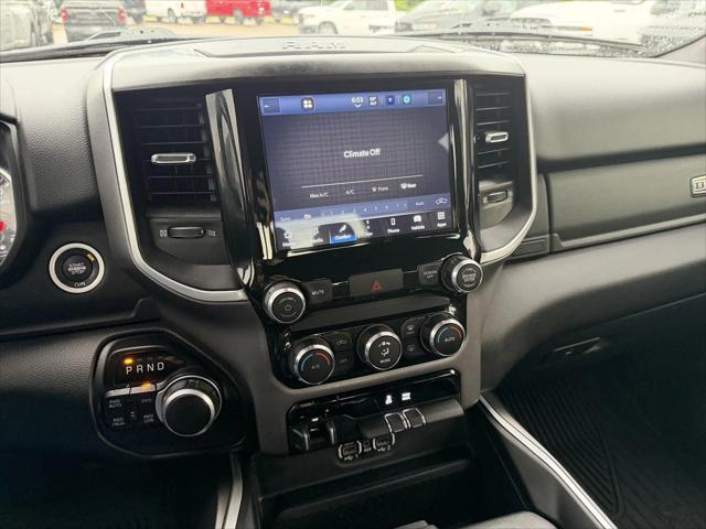 2022 Ram 1500 Big Horn Crew Cab 4x4 5'7" Box