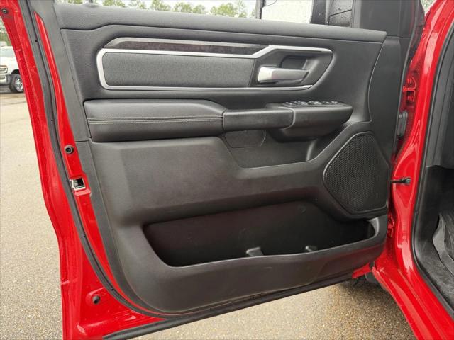 2022 Ram 1500 Big Horn Crew Cab 4x4 5'7" Box