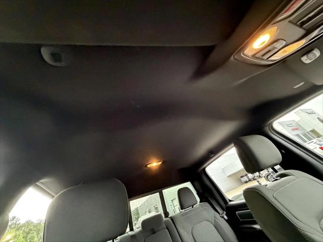 2022 Ram 1500 Big Horn Crew Cab 4x4 5'7" Box