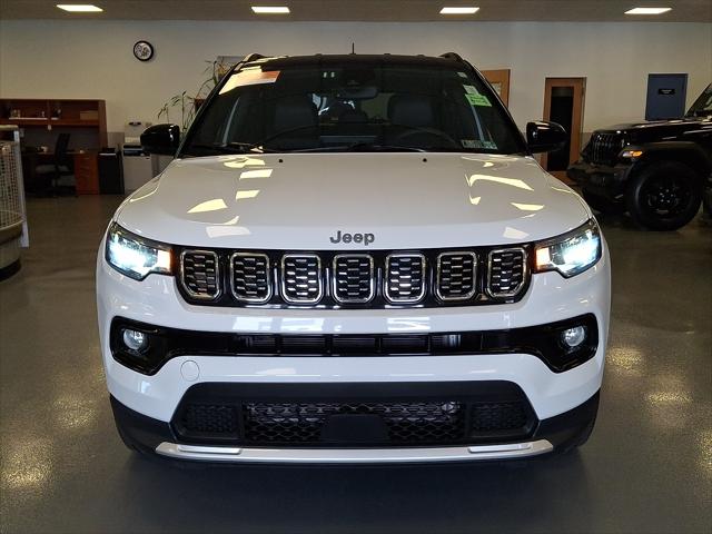 2025 Jeep Compass Limited 4x4 2025 Jeep Compass Limited 4x4
