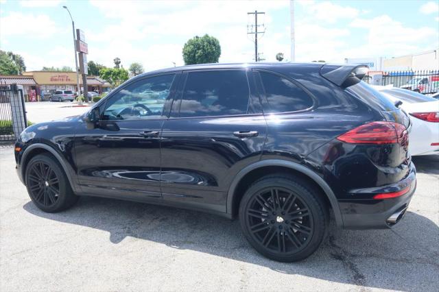 2016 Porsche Cayenne Base