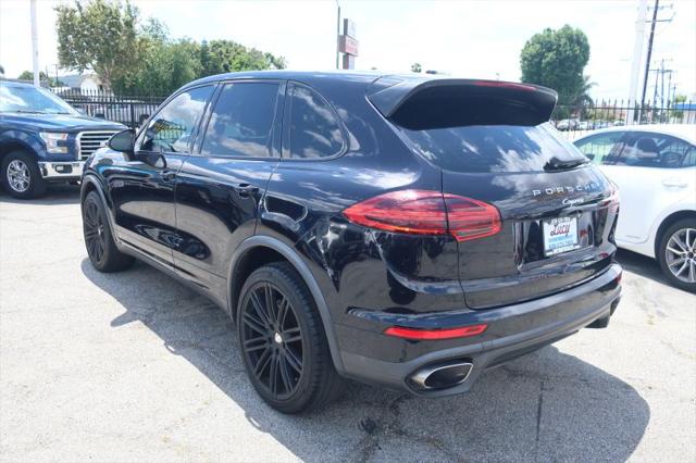 2016 Porsche Cayenne Base