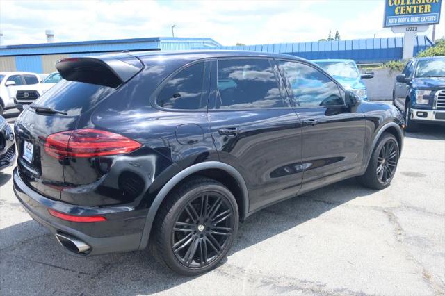 2016 Porsche Cayenne Base
