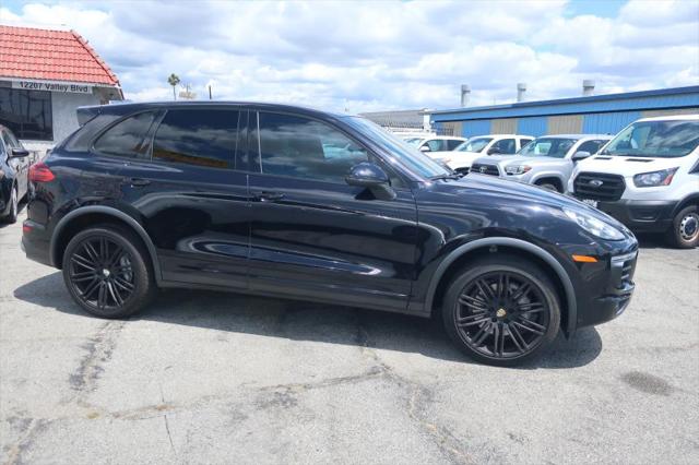 2016 Porsche Cayenne Base