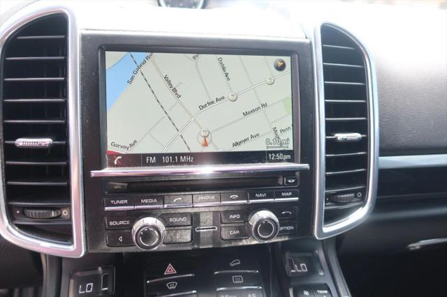2016 Porsche Cayenne Base