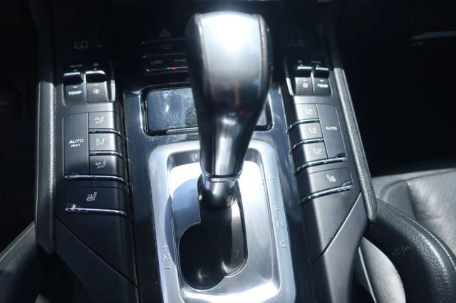 2016 Porsche Cayenne Base