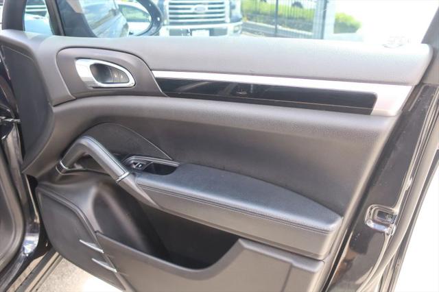 2016 Porsche Cayenne Base