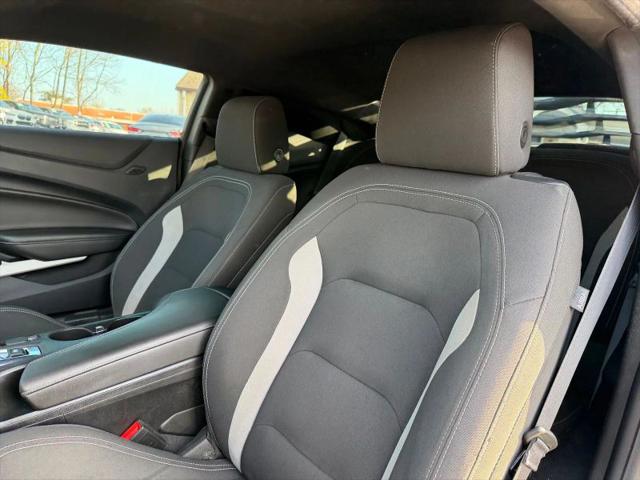 2021 Chevrolet Camaro RWD Coupe 1LT