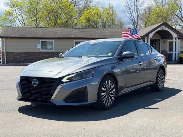 2023 Nissan Altima SV FWD for sale in Commack, NY