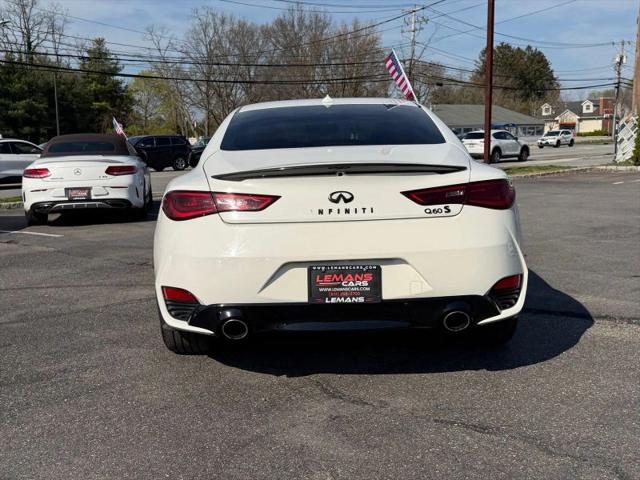 2018 INFINITI Q60 3.0t LUXE