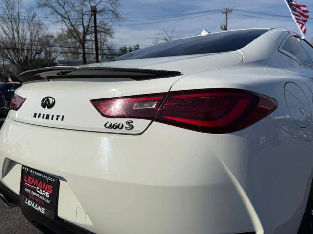 2018 INFINITI Q60 3.0t LUXE