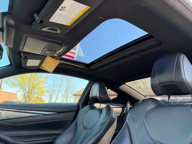 2018 INFINITI Q60 3.0t LUXE
