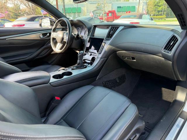 2018 INFINITI Q60 3.0t LUXE
