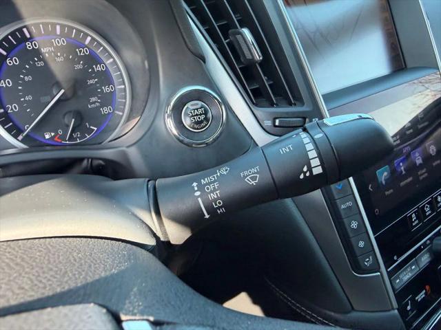 2018 INFINITI Q60 3.0t LUXE