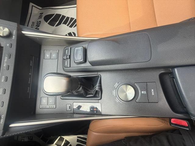 2015 Lexus IS 250 Crafted Line