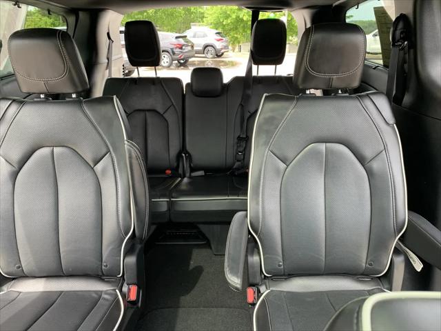 2025 Chrysler Pacifica Limited