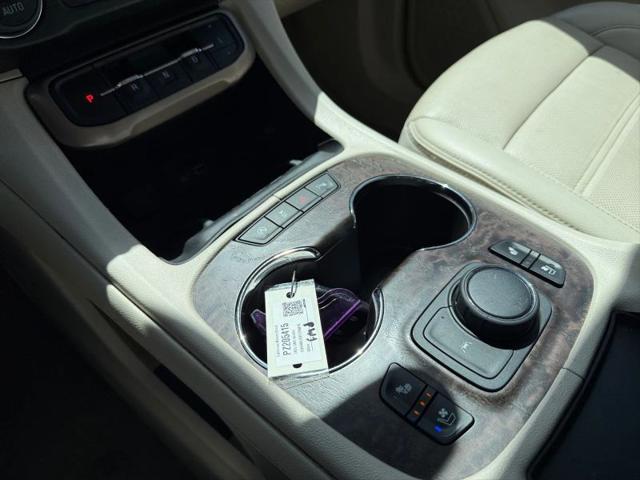 2023 GMC Acadia AWD Denali