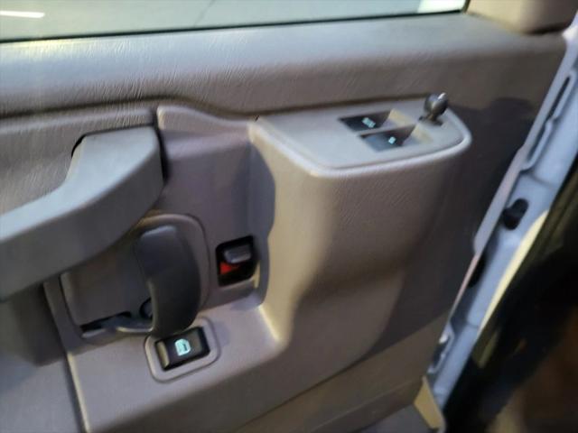 2020 Chevrolet Express Cargo Van RWD 2500 Regular Wheelbase WT