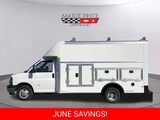 2026 Chevrolet Express Cutaway Work Van
