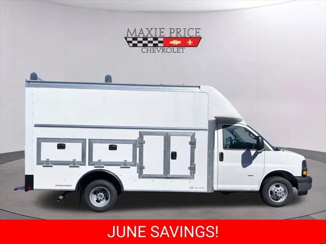 2026 Chevrolet Express Cutaway Work Van