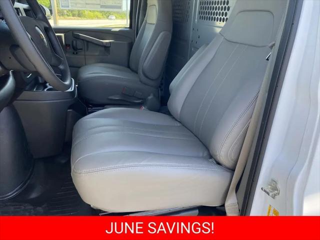 2026 Chevrolet Express Cargo Van 2500 Extended Wheelbase, WT, RWD