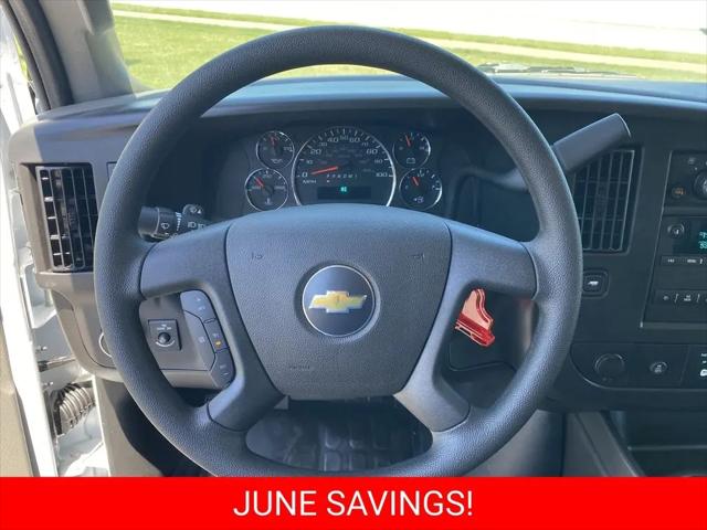 2026 Chevrolet Express Cargo Van 2500 Extended Wheelbase, WT, RWD