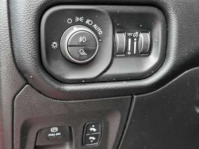 2019 Ram 1500 Laramie Crew Cab 4x4 6'4" Box