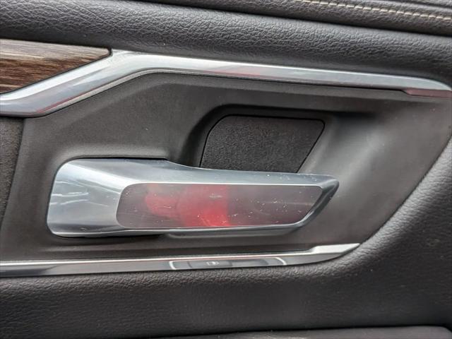 2019 Ram 1500 Laramie Crew Cab 4x4 6'4" Box