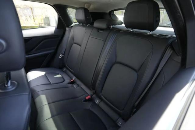 2019 Jaguar F-PACE 25t Premium