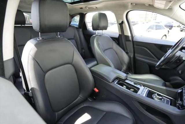 2019 Jaguar F-PACE 25t Premium