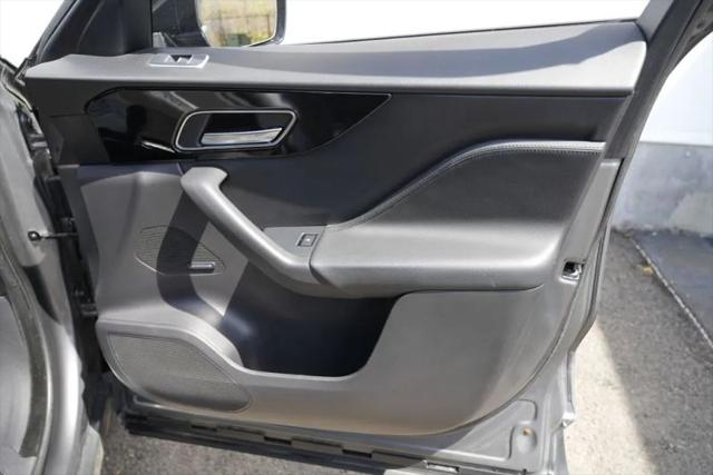 2019 Jaguar F-PACE 25t Premium