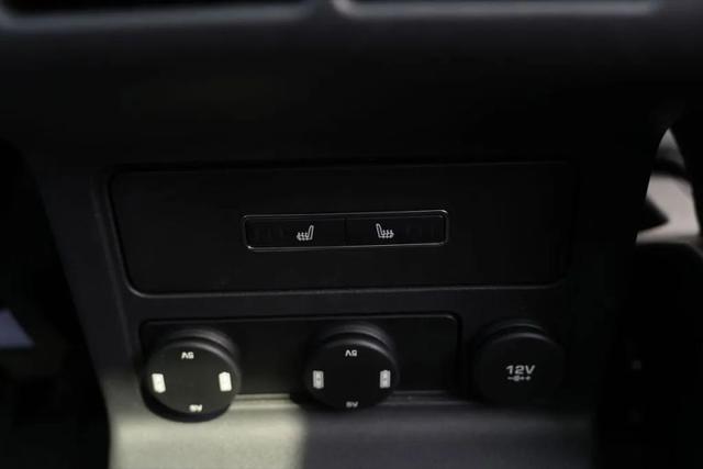 2019 Jaguar F-PACE 25t Premium