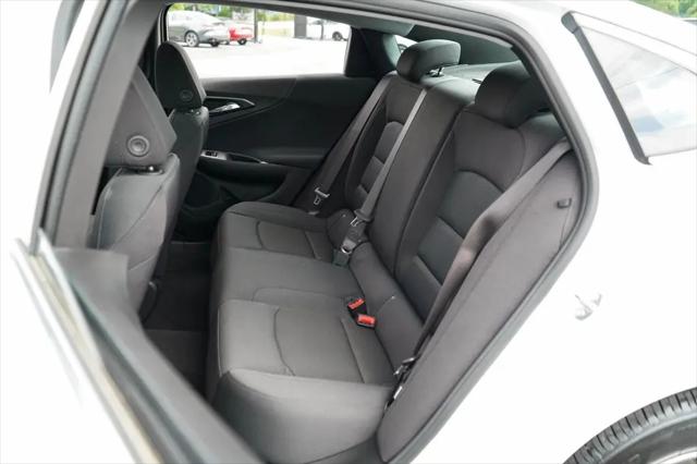 2022 Chevrolet Malibu FWD LS