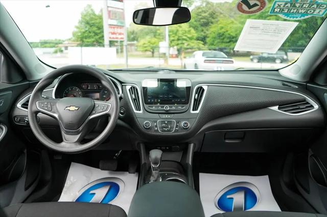 2022 Chevrolet Malibu FWD LS