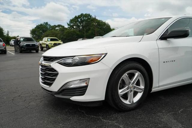 2022 Chevrolet Malibu FWD LS