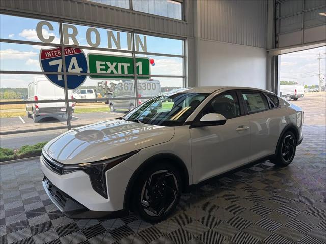 2025 Kia K4 EX