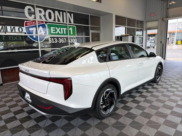 2025 Kia K4 EX