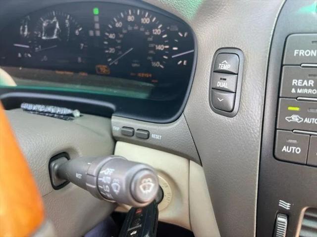 2004 Lexus LS 430 430