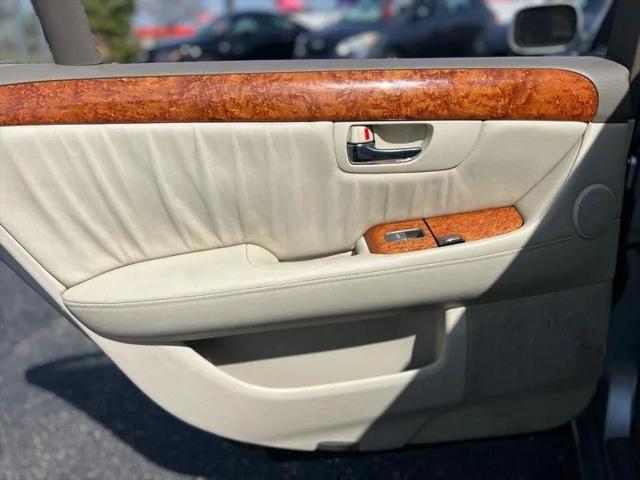 2004 Lexus LS 430 430